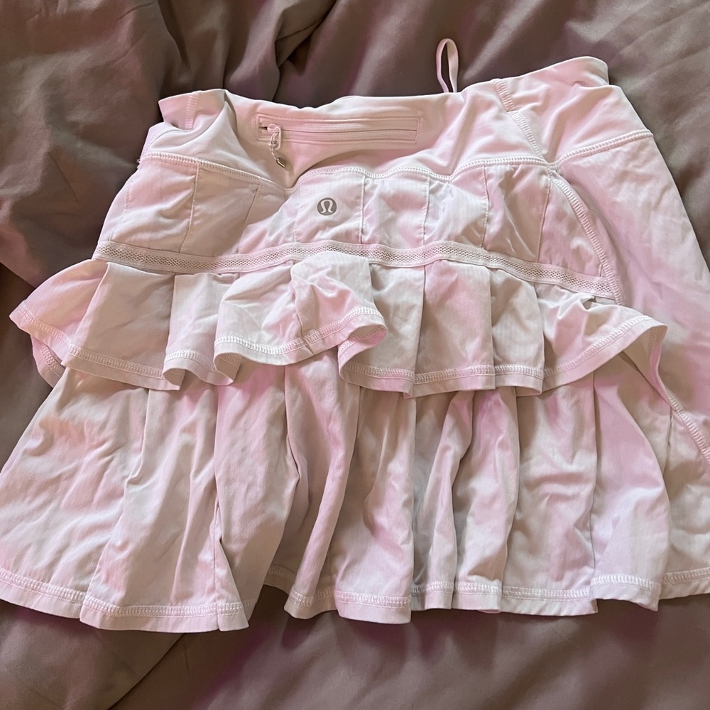 White Lululemon Ruffle Skirt (tall)